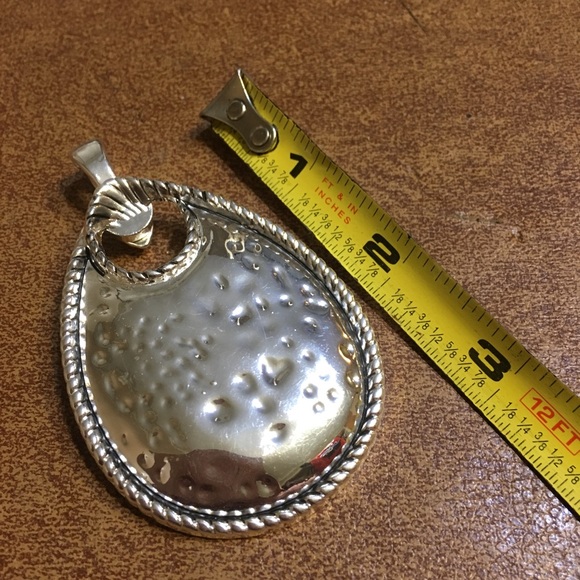 Large magnetic silver pendant - Picture 7 of 8